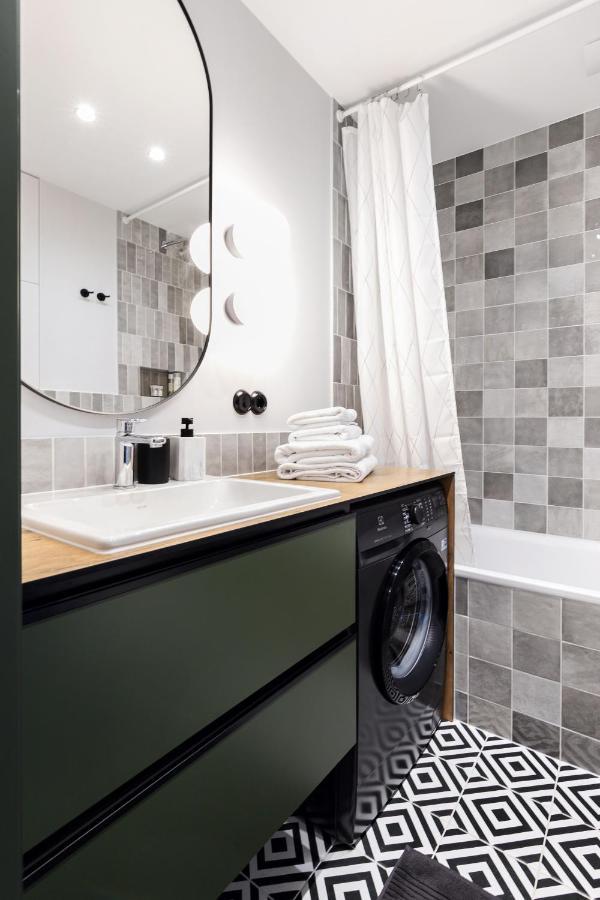 Old-New Apartment In Central Kaunas Luaran gambar